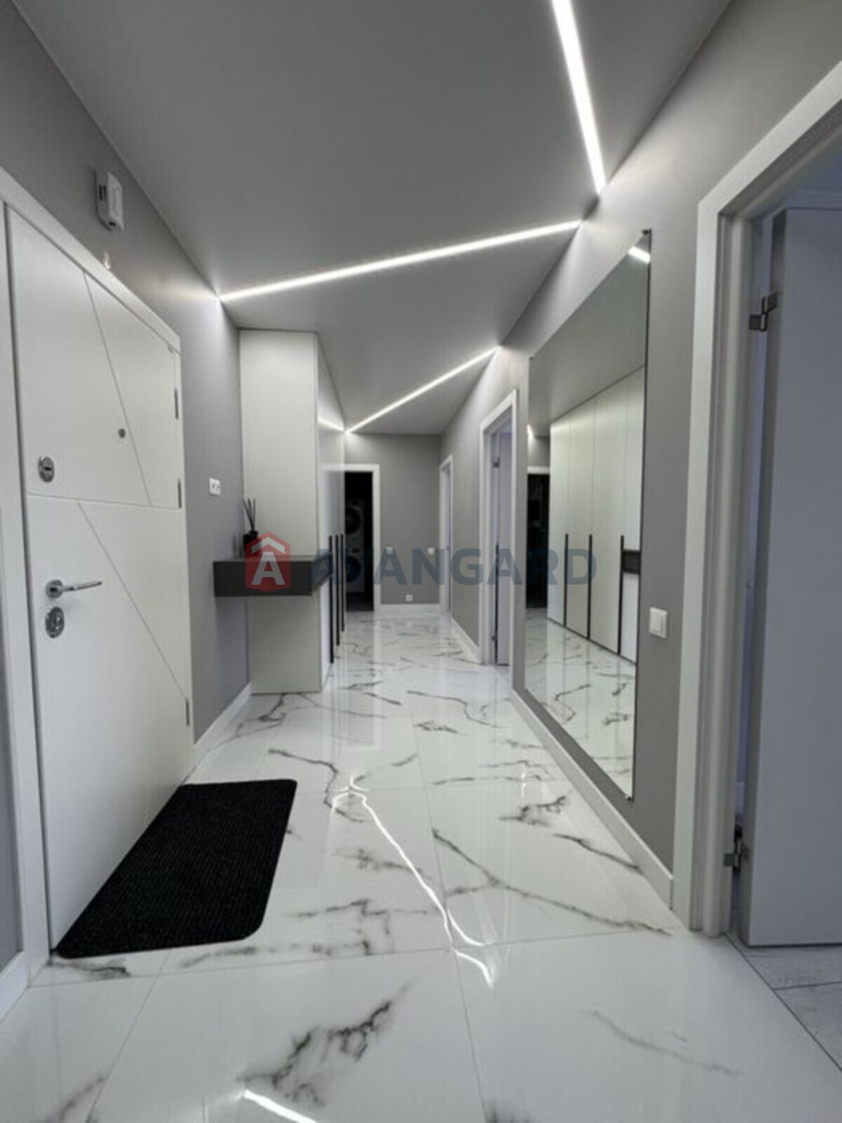 2 ��. ��������, 73/-/18 ��. �., 10/10 ������ ���� 2