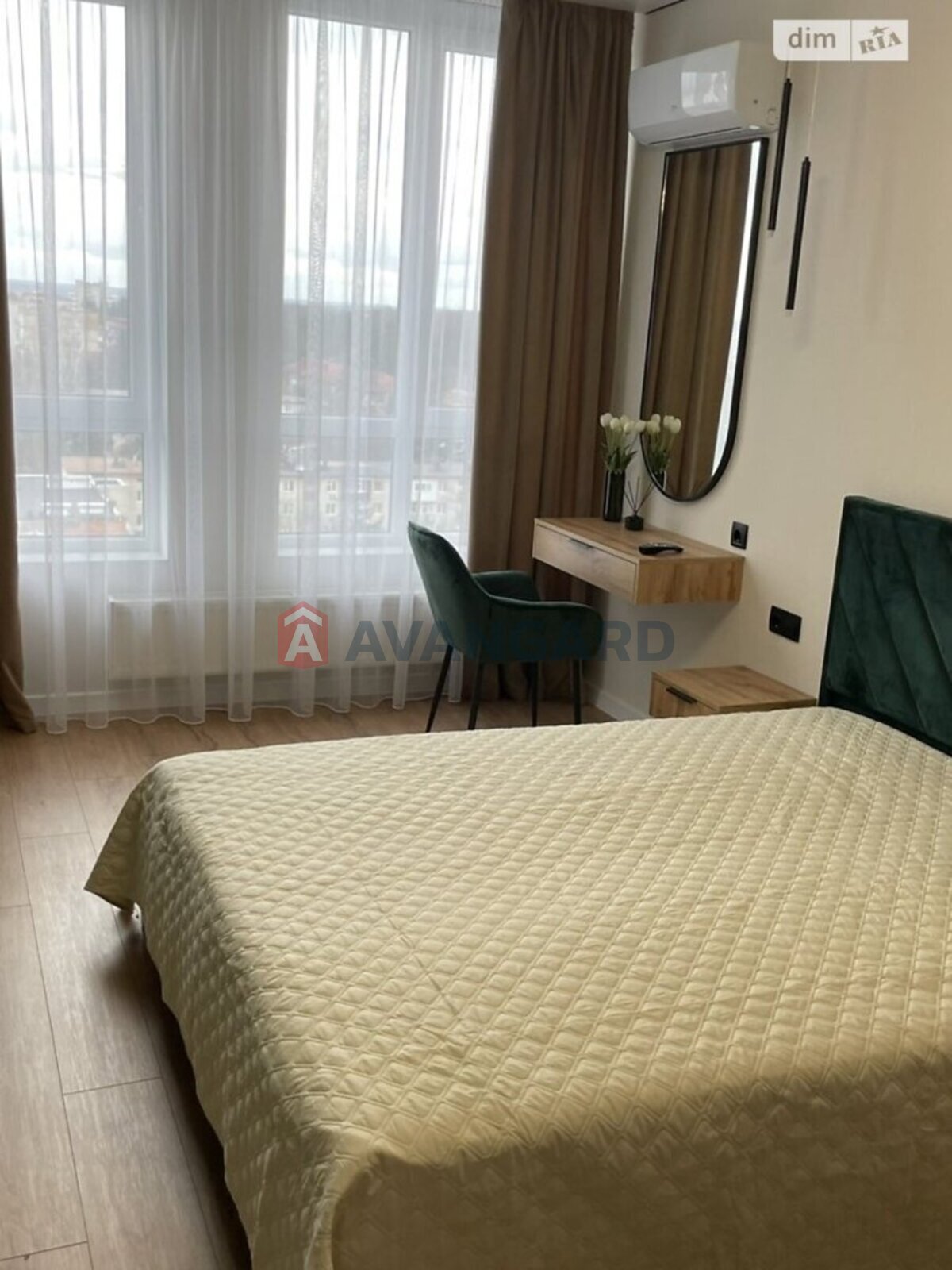 1 ��. ��������, 48/24/20 ��. �., 12/16 ������ ���� 13