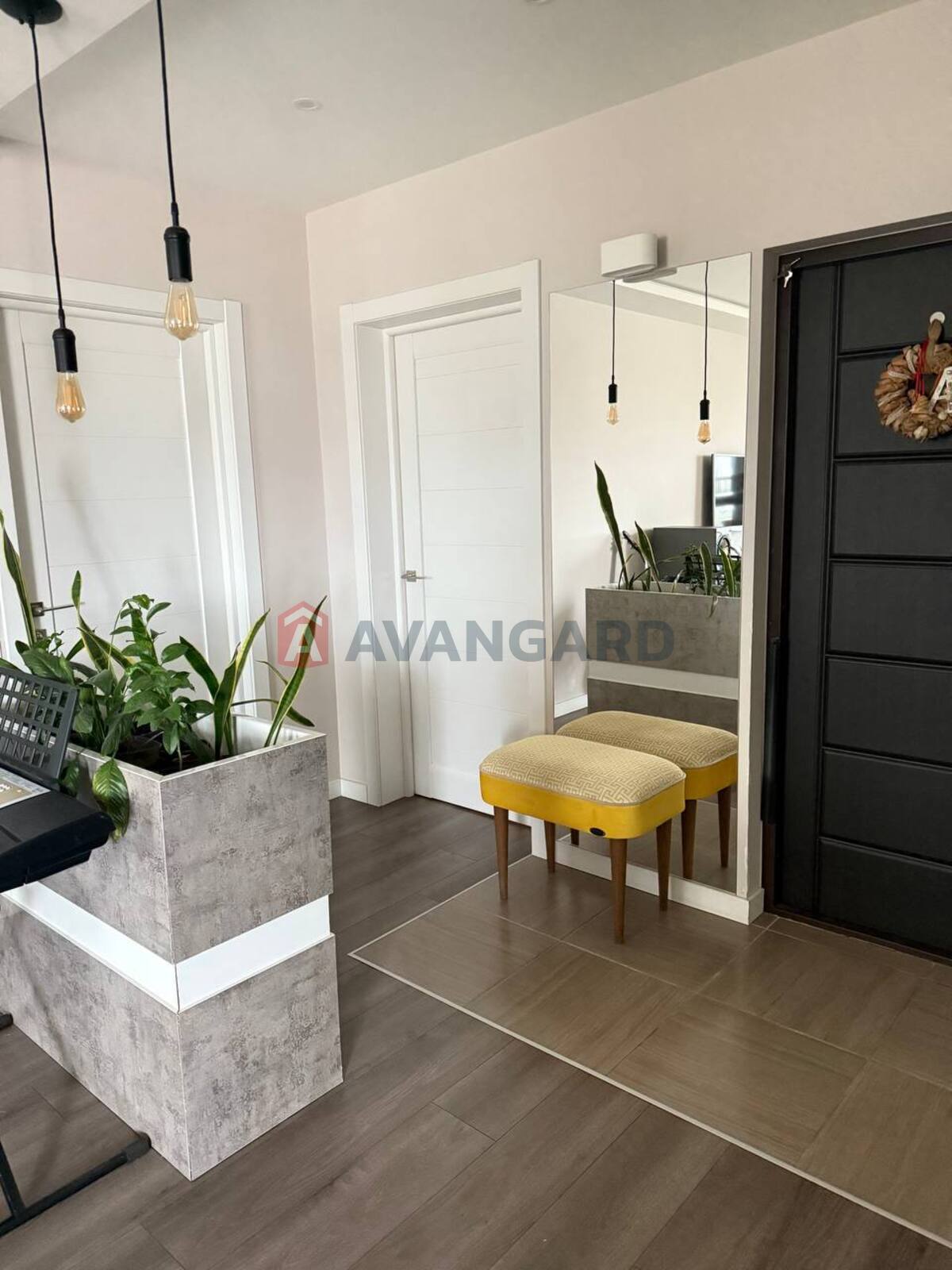 3 . , 70,6/-/8 . ., 9/9   13