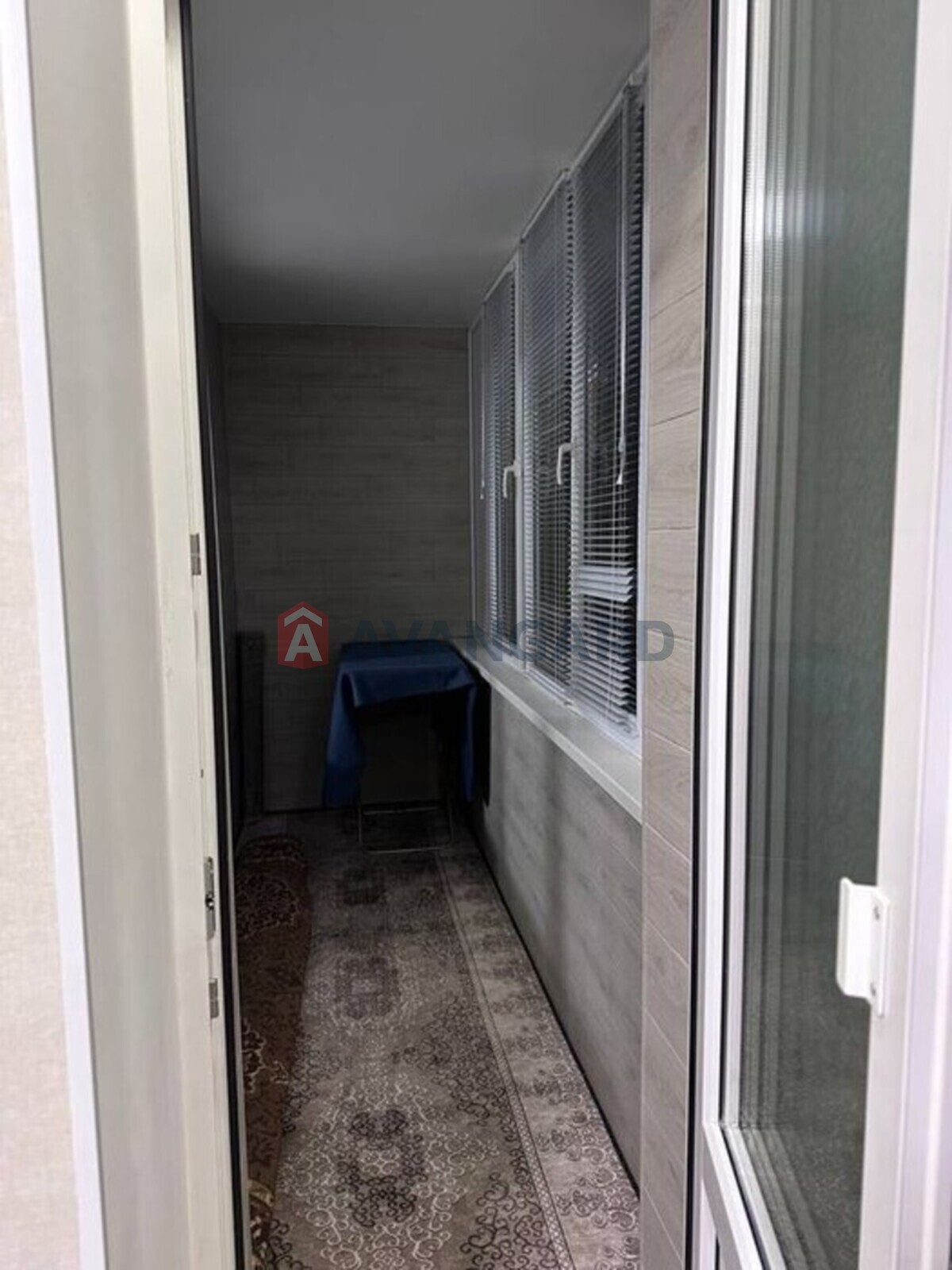 2 ��. ��������, 68/-/12 ��. �., 8/10 ������ ���� 6