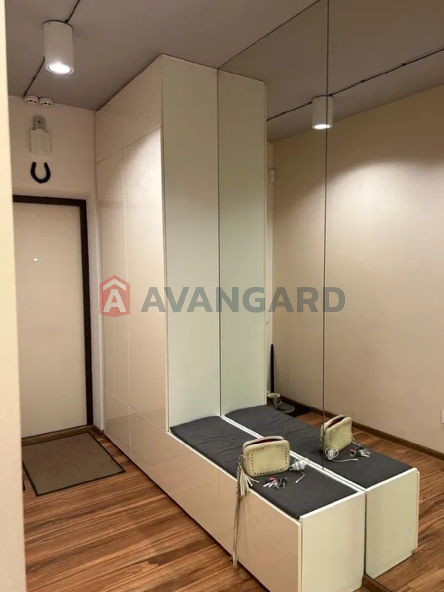 1 ��. ��������, 54/-/20 ��. �., 6/14 ������ ���� 15