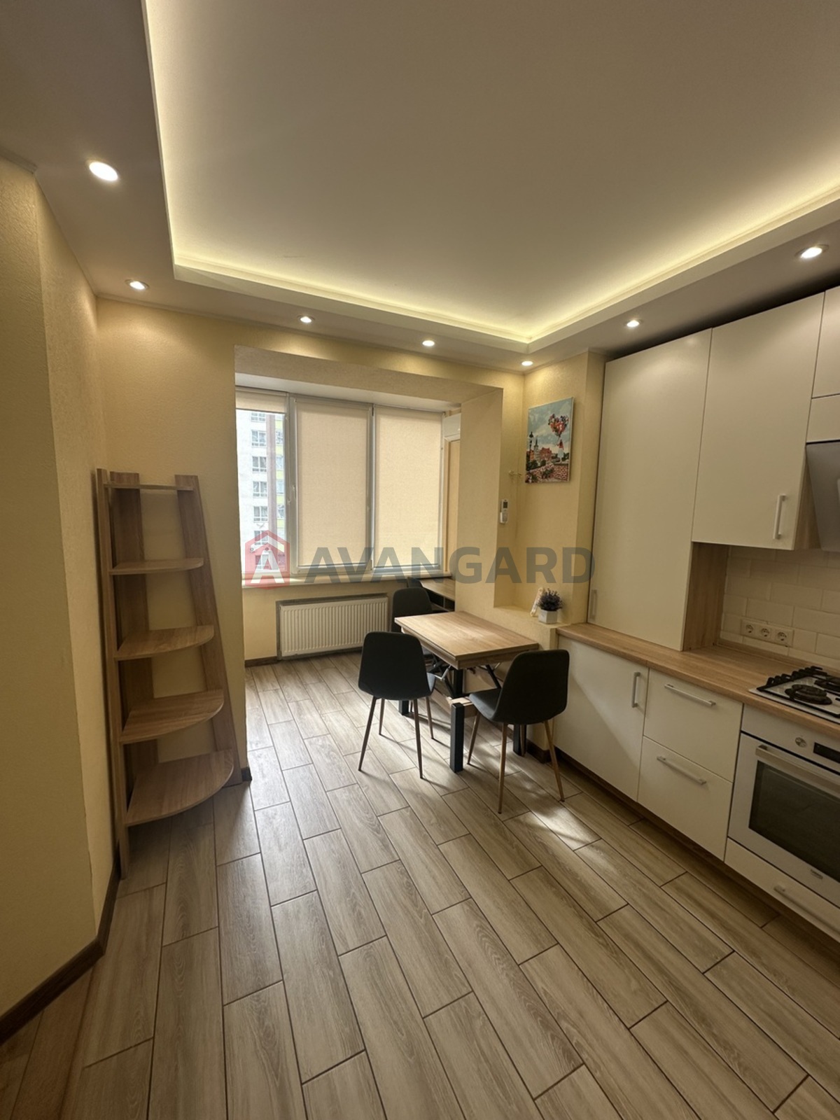 1 ��. ��������, 42/19/15 ��. �., 4/13 ������ ���� 15