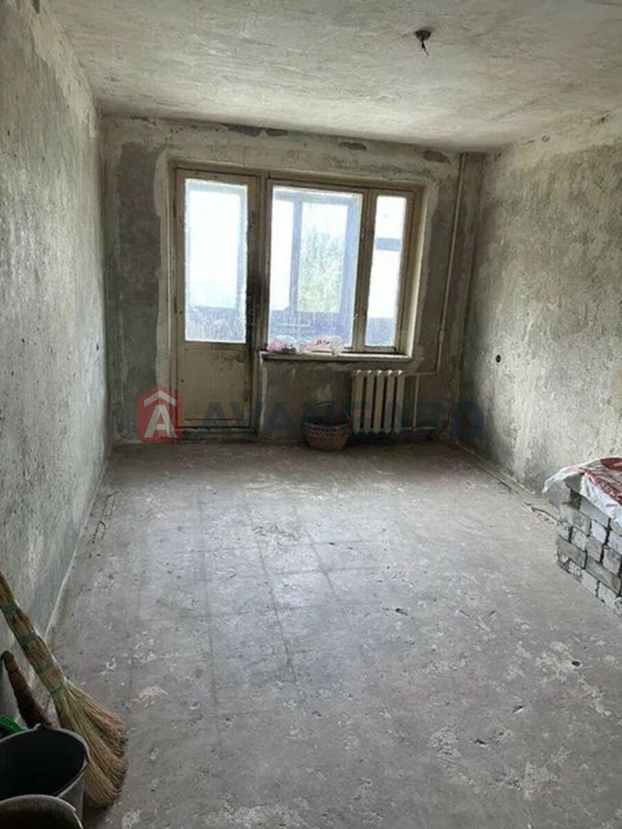 3 ��. ��������, 67/-/8 ��. �., 4/9 ������ ���� 3