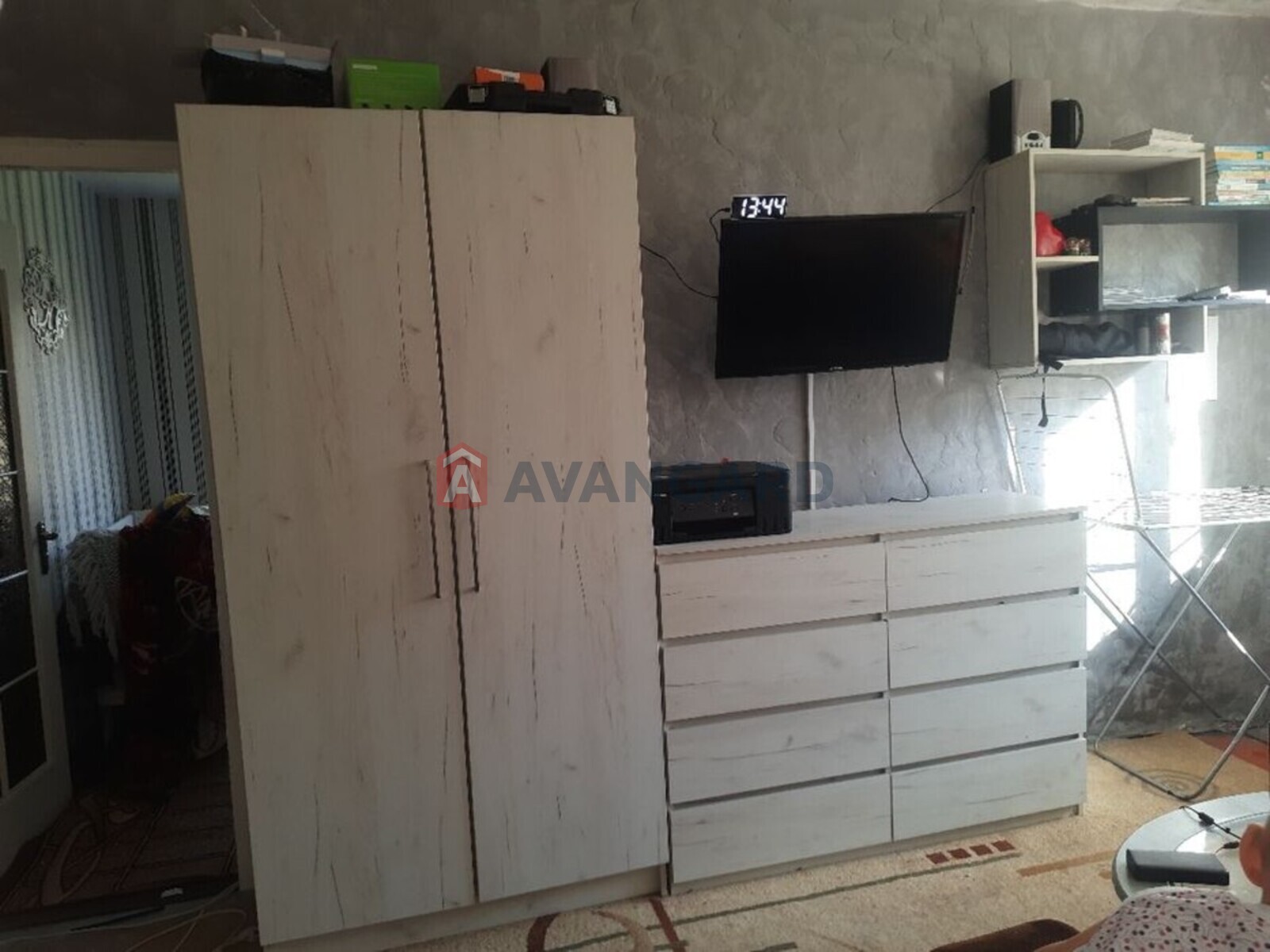 3 . , 49/-/5 . ., 1/5   5