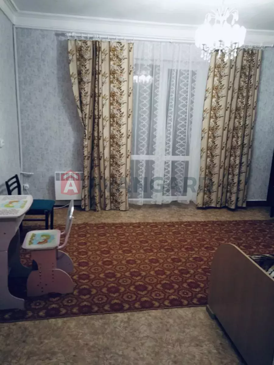 2 ��. ��������, 51/-/10 ��. �., 2/2 ������ ���� 9