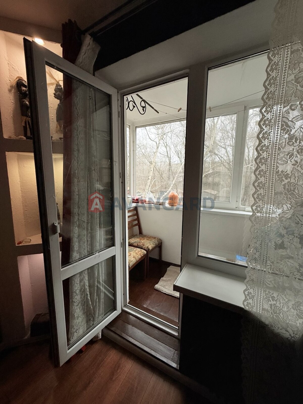 2 ����. ��������, 51/-/8 ��. �., 2/9 ���� ���� 17