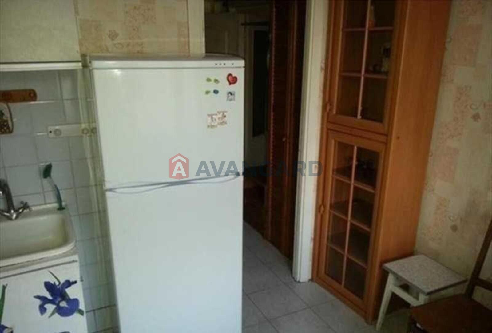 1 ��. ��������, 36/-/8 ��. �., 10/22 ������ ���� 10