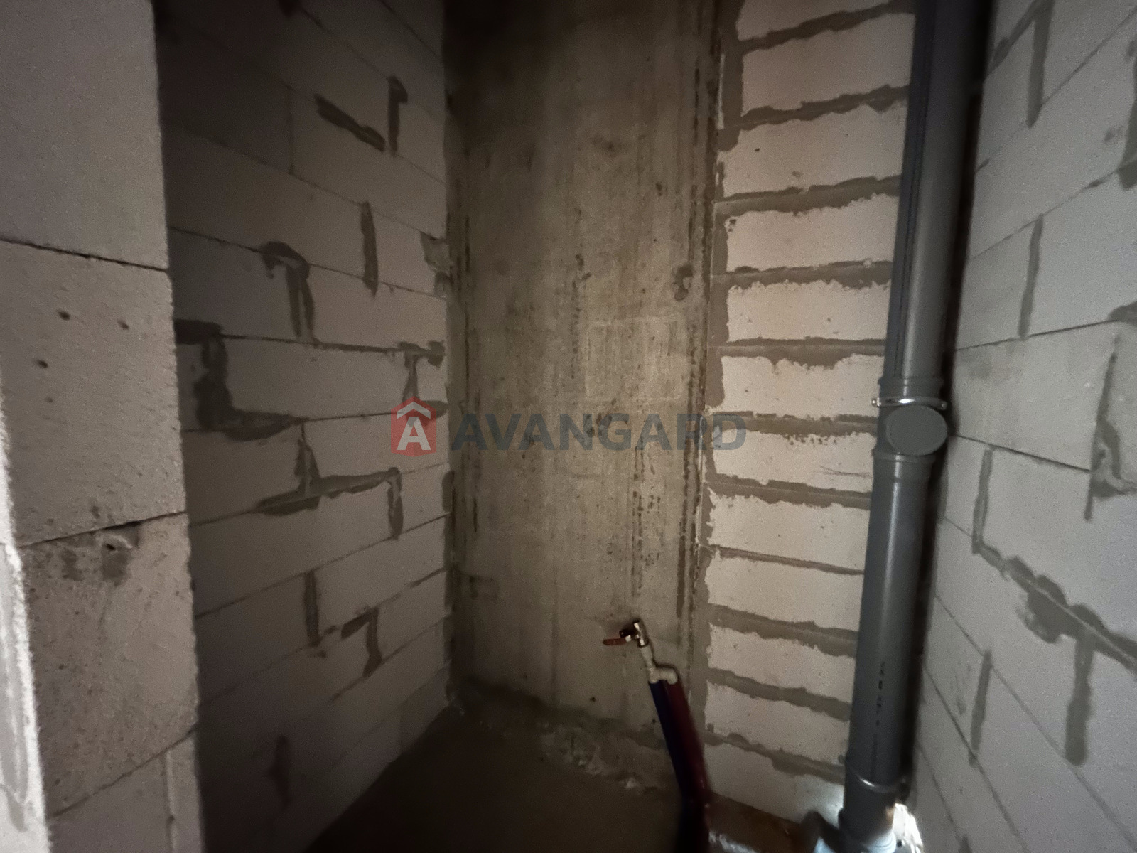 2 ��. ��������, 59,7/30,1/15,2 ��. �., 1/5 ������ ���� 26