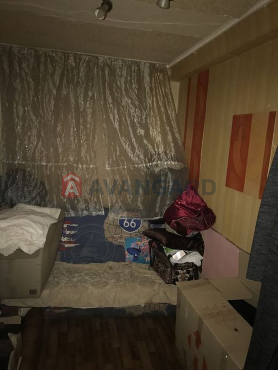 3 ��. ��������, 46/-/5 ��. �., 1/5 ������ ���� 14