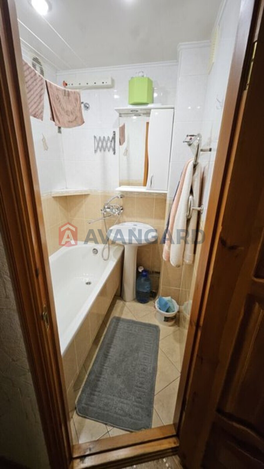 2 ��. ��������, 44/-/6 ��. �., 4/5 ������ ���� 15