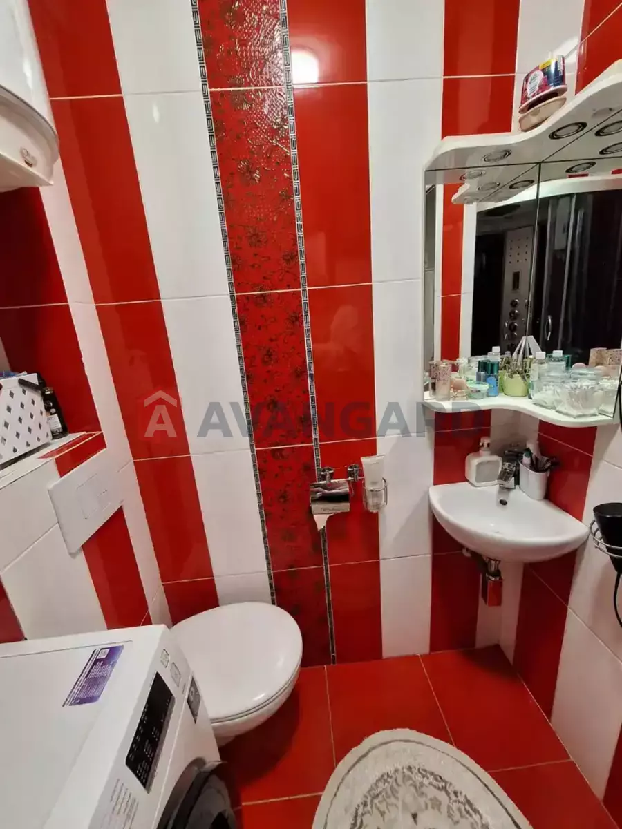 2 ��. ��������, 47/26/8 ��. �., 10/10 ������ ���� 10