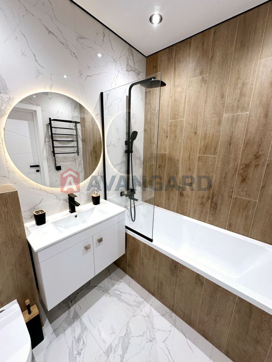 1 ��. ��������, 47/-/23 ��. �., 25/25 ������ ���� 12