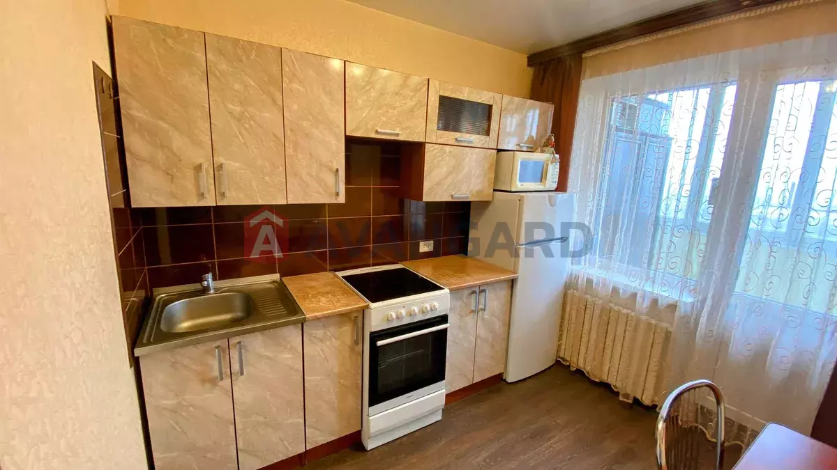 1 ��. ��������, 39/19/7 ��. �., 11/14 ������ ���� 10