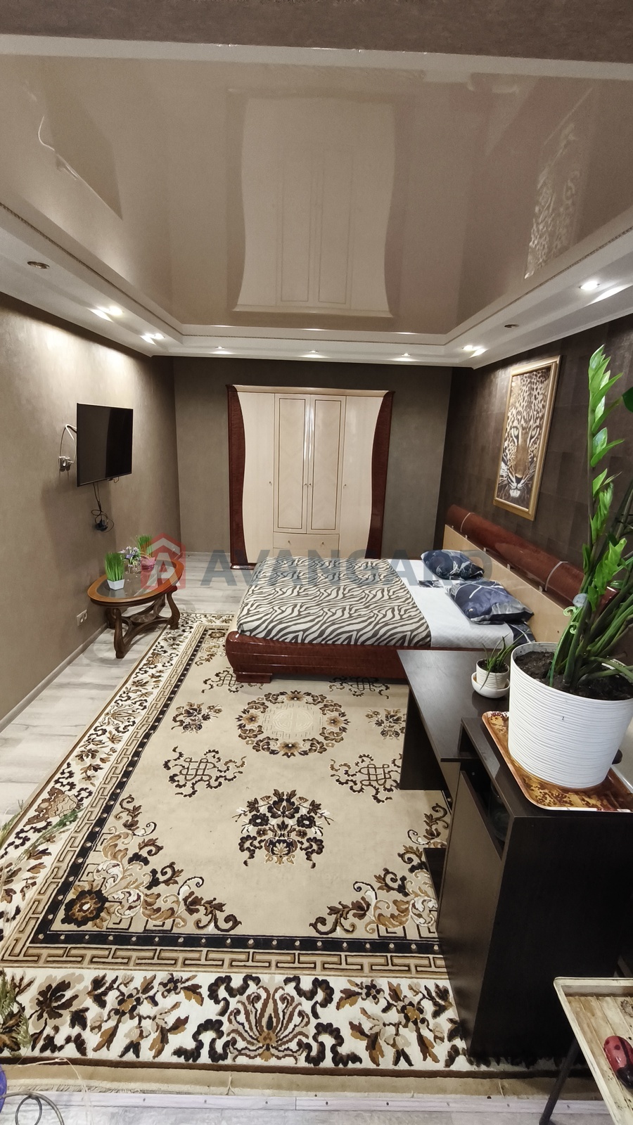 2 . , 54/-/8 . ., 2/10   9