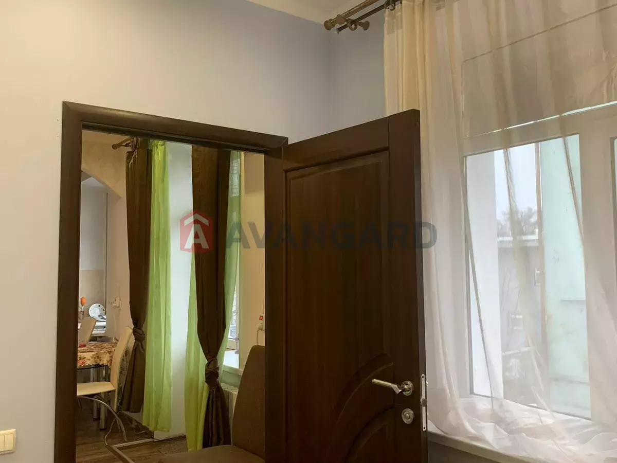 2 ��. ��������, 60/-/9 ��. �., 3/4 ������ ���� 8