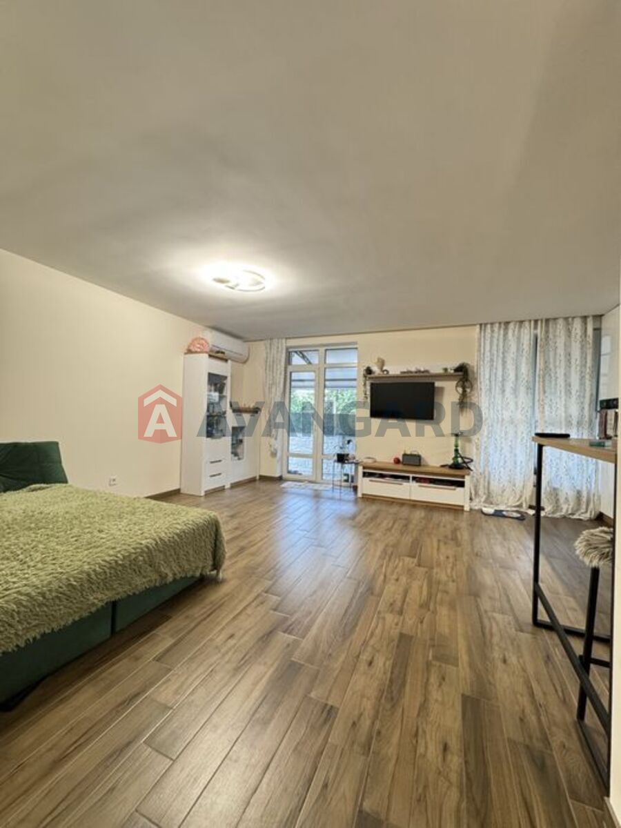 2 ��. ��������, 71/-/25 ��. �., 1/5 ������ ���� 2