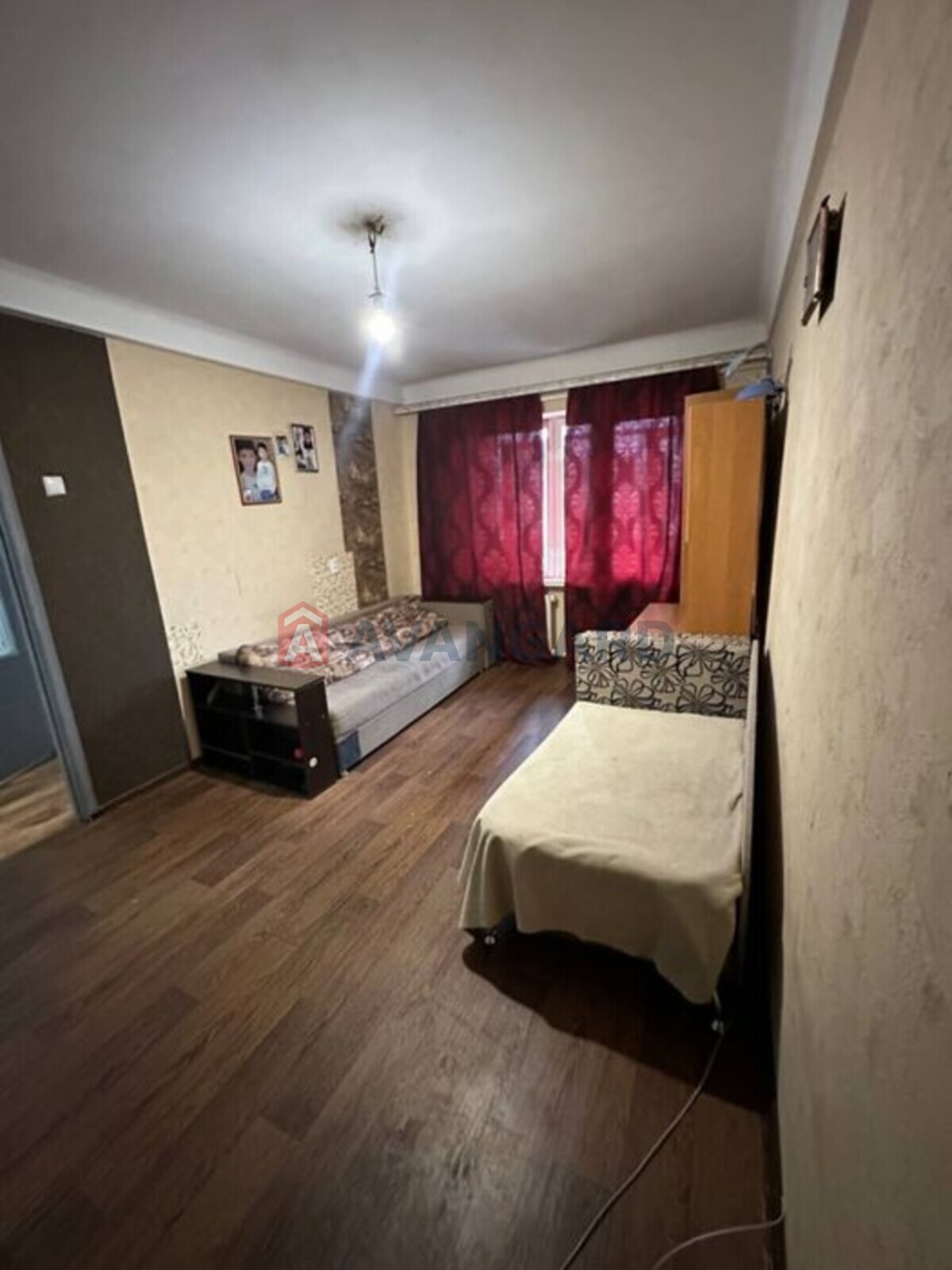 1 ��. ��������, 29/-/6 ��. �., 5/5 ������ ���� 3