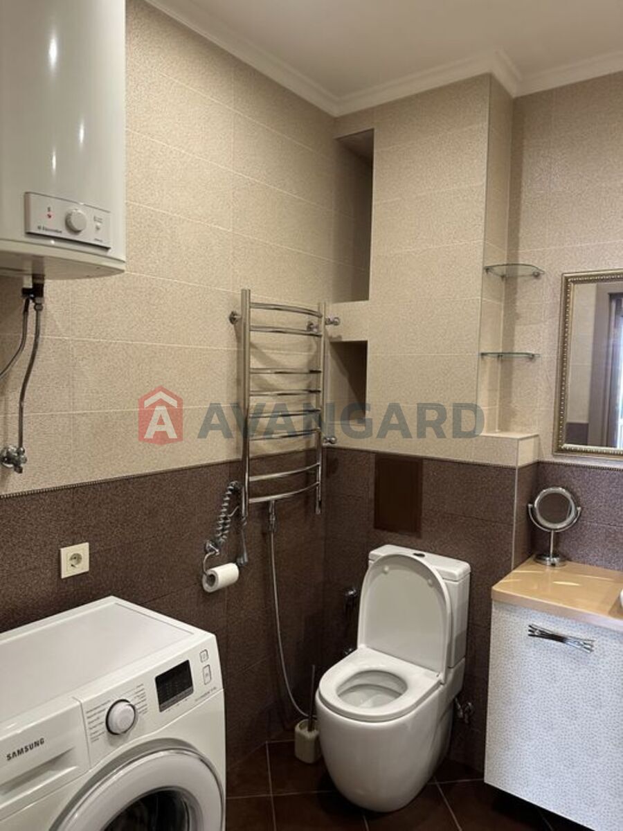 1 ����. ��������, 49/21.7/10 ��. �., 15/25 ���� ���� 15