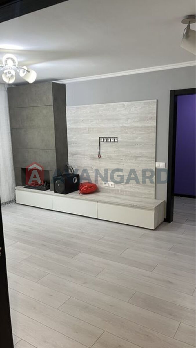 3 . , 72/-/9 . ., 3/9   7