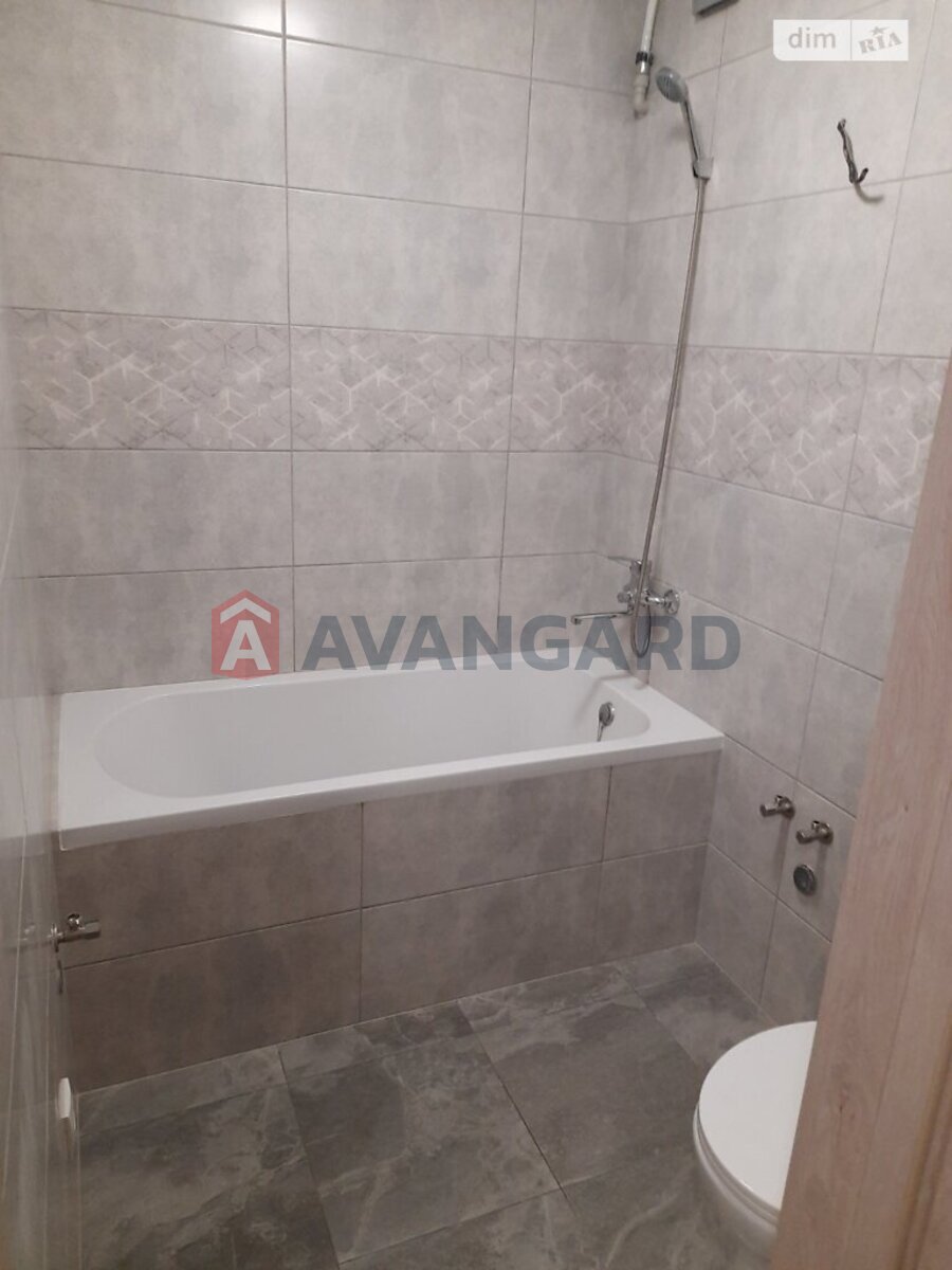 1 . , 28/15/5 . ., 1/4   1