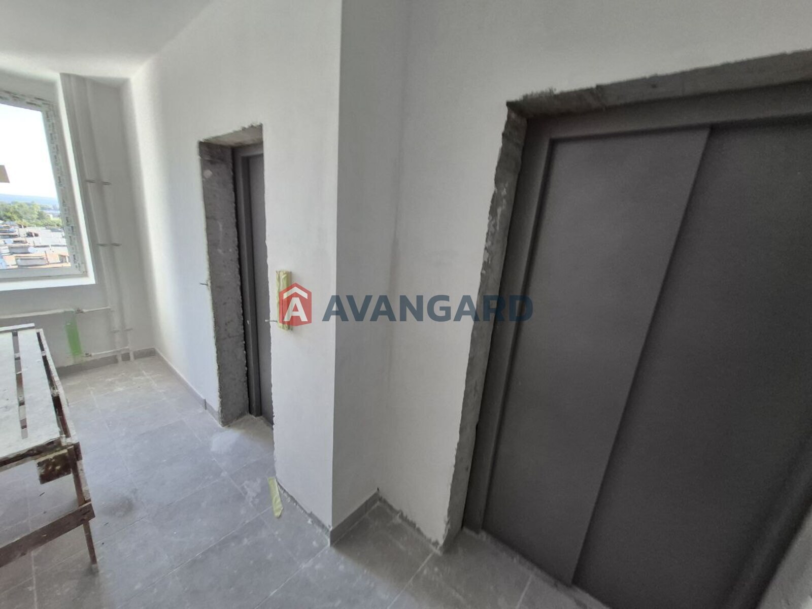 3 ��. ��������, 96,5 /50,8 /12 ��. �., 4/9 ������ ���� 4