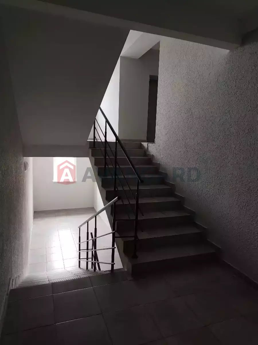 2 ����. ��������, 70/-/- ��. �., 4/9 ���� ���� 22