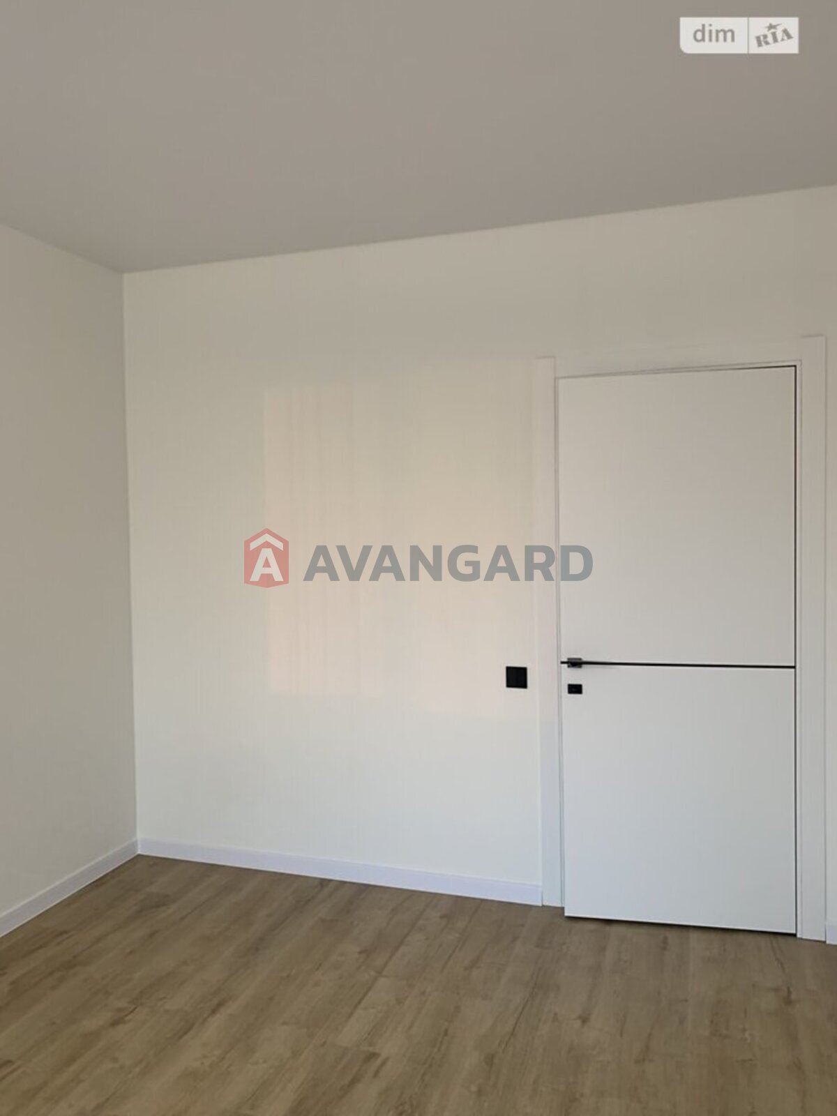 1 ��. ��������, 51/-/22 ��. �., 6/9 ������ ���� 4