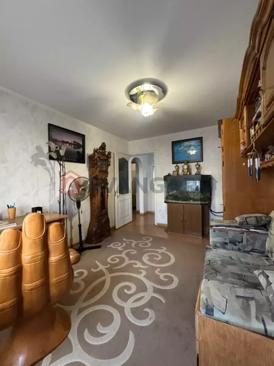 3 ��. ��������, 67/-/9 ��. �., 10/12 ������ ���� 12