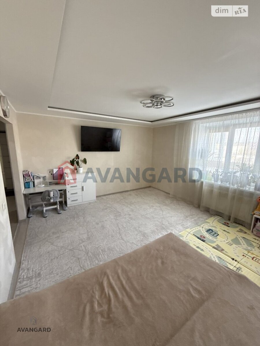 2 ����. ��������, 64/35/9 ��. �., 6/11 ���� ���� 6