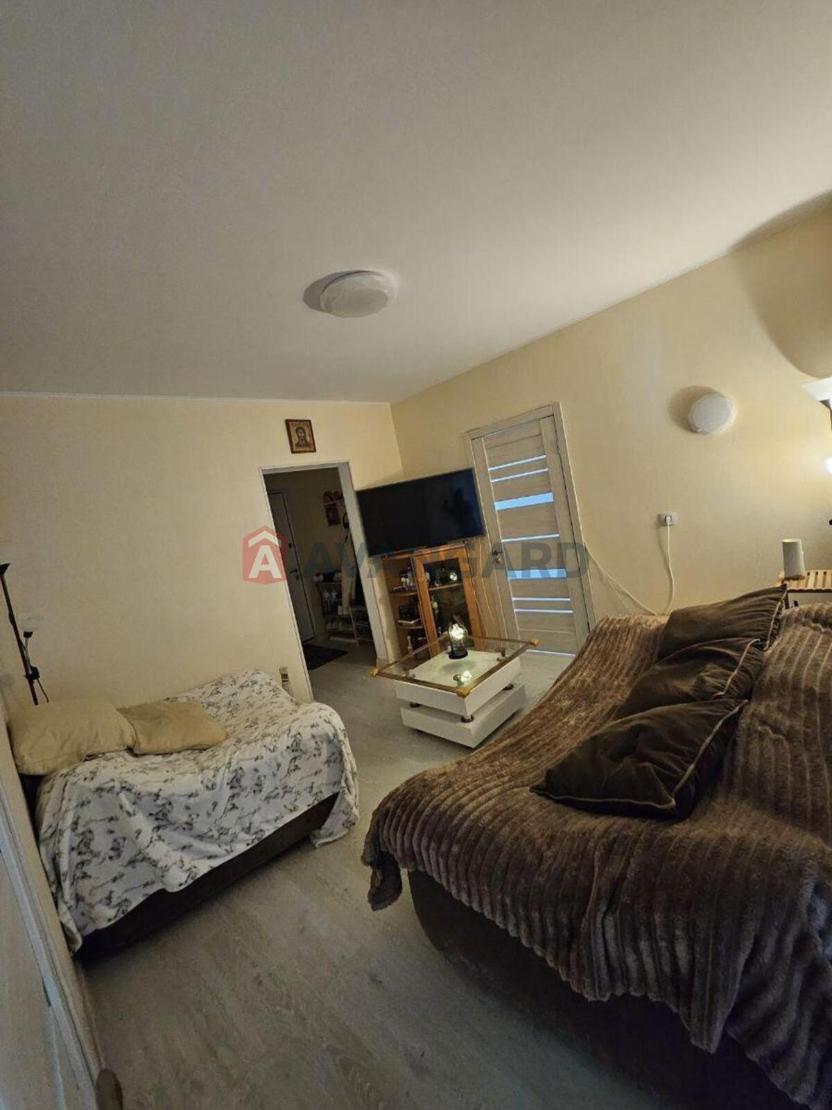 3 . , 80/42/8 . ., 16/16   3