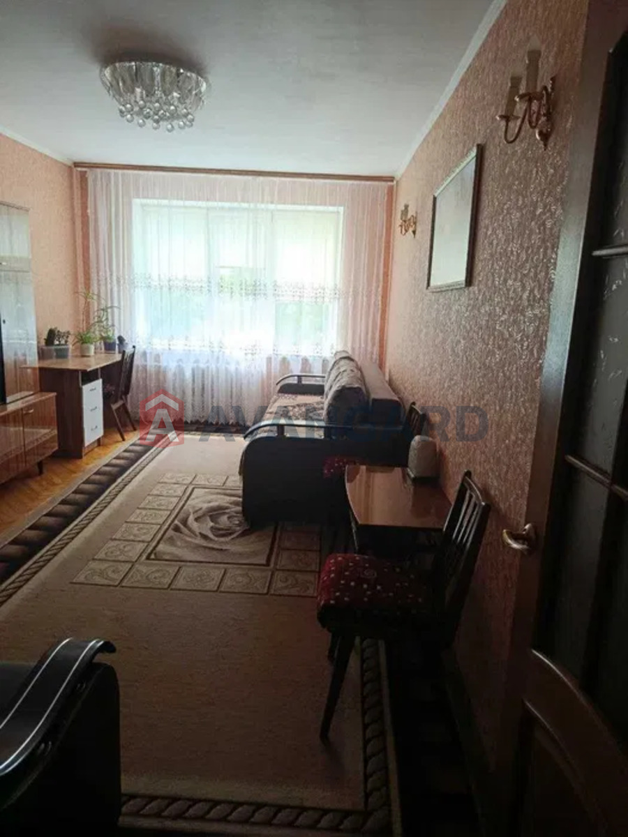 2 ��. ��������, 48/-/6 ��. �., 3/5 ������ ���� 12