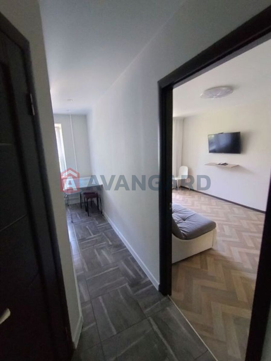 2 ����. ��������, 45/-/6 ��. �., 4/5 ���� ���� 2