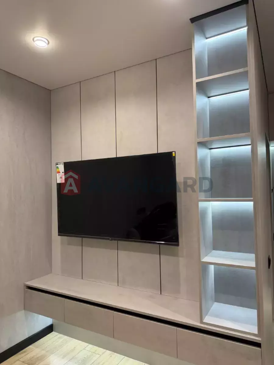 2 ��. ��������, 55/-/20 ��. �., 4/10 ������ ���� 12