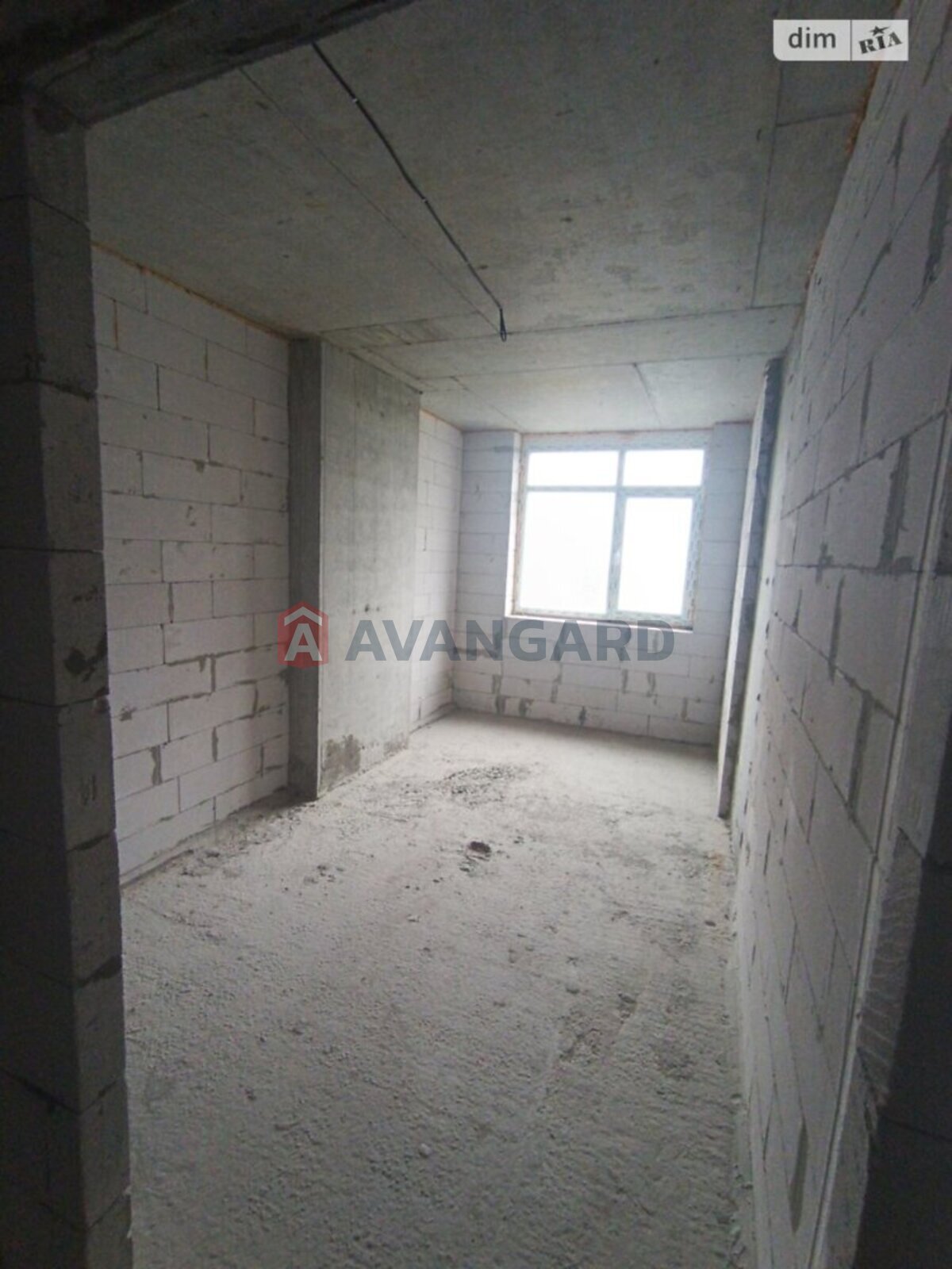 2 ��. ��������, 61/40/8 ��. �., 10/16 ������ ���� 22