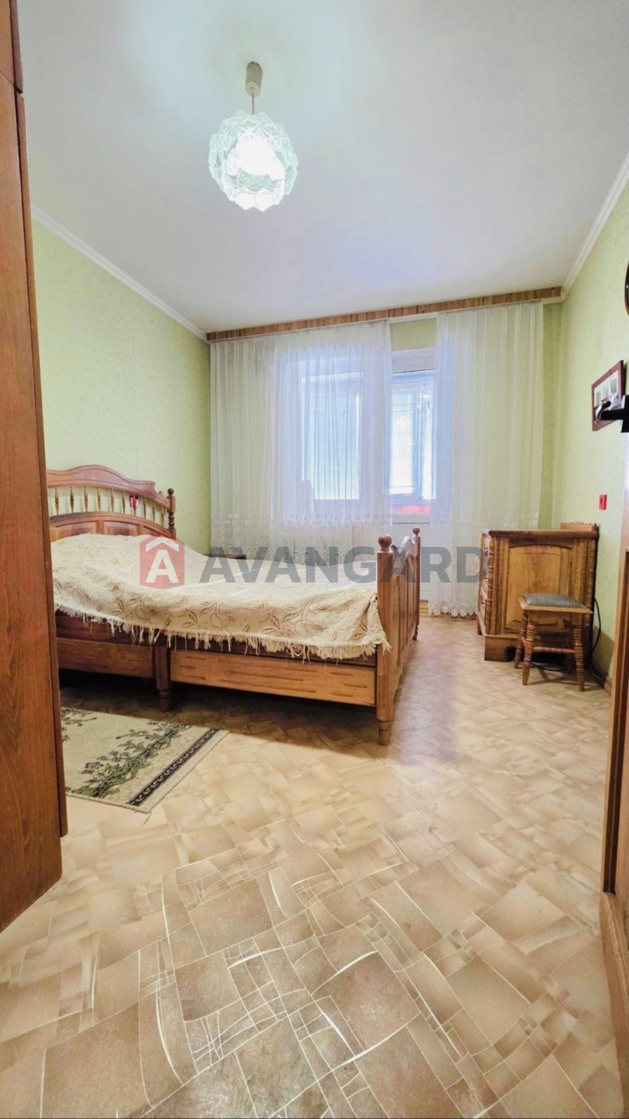 3 ����. ��������, 63/-/6 ��. �., 8/9 ���� ���� 8