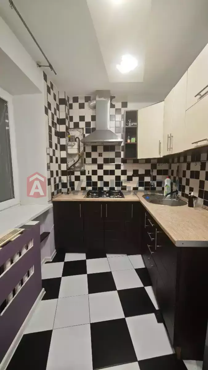 3 ����. ��������, 56/-/- ��. �., 3/5 ���� ���� 14