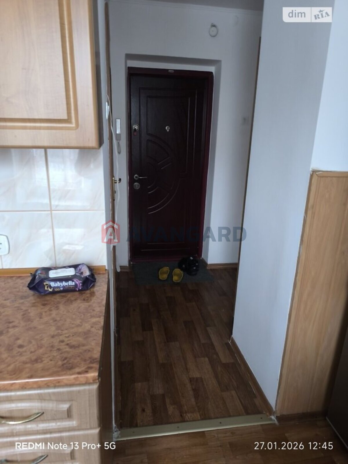 1 ��. ��������, 28/-/- ��. �., 6/9 ������ ���� 4