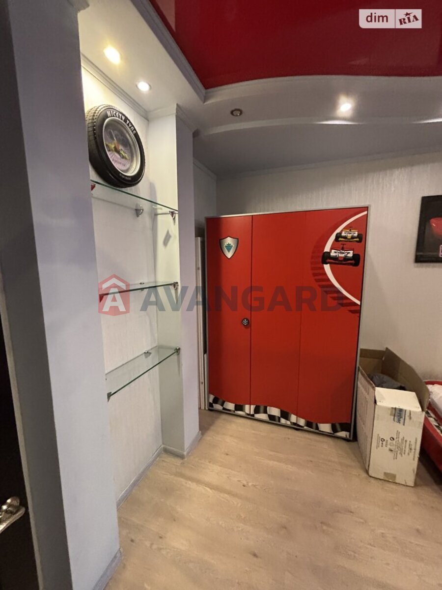 3 ��. ��������, 105/-/- ��. �., 2/9 ������ ���� 11