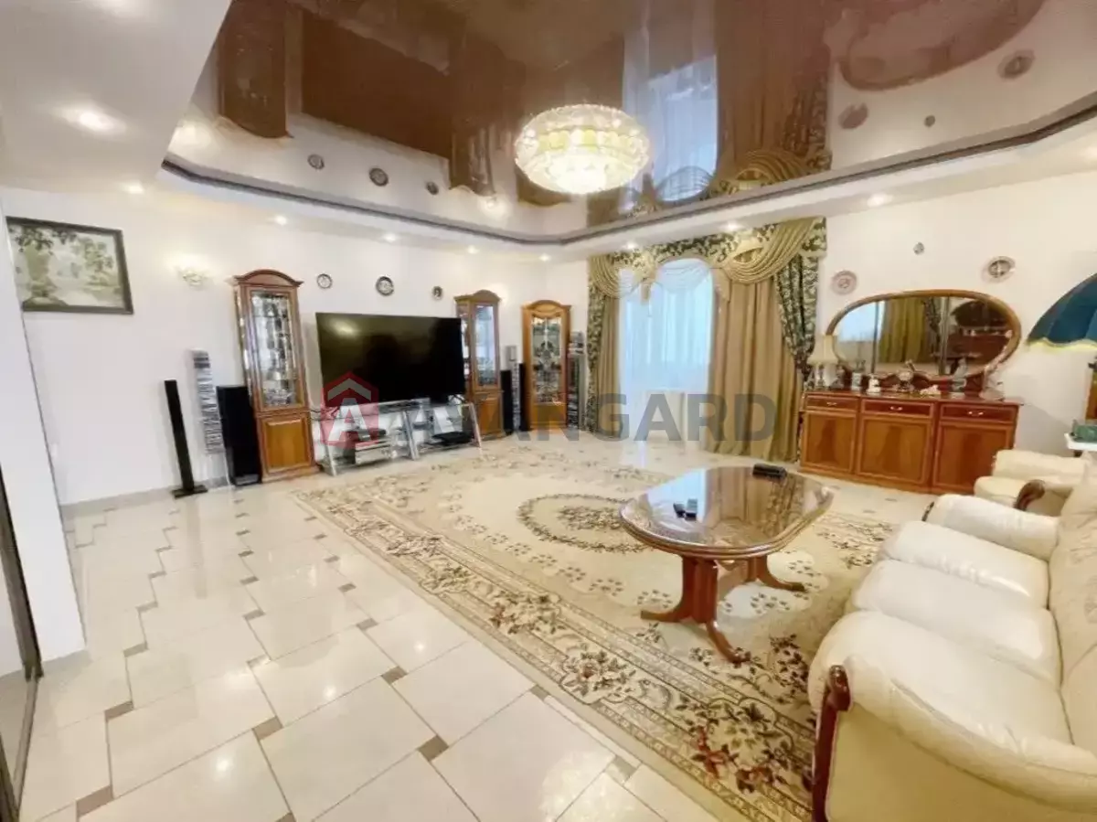 4 ��. ��������, 195/-/- ��. �., 15/15 ������ ���� 19