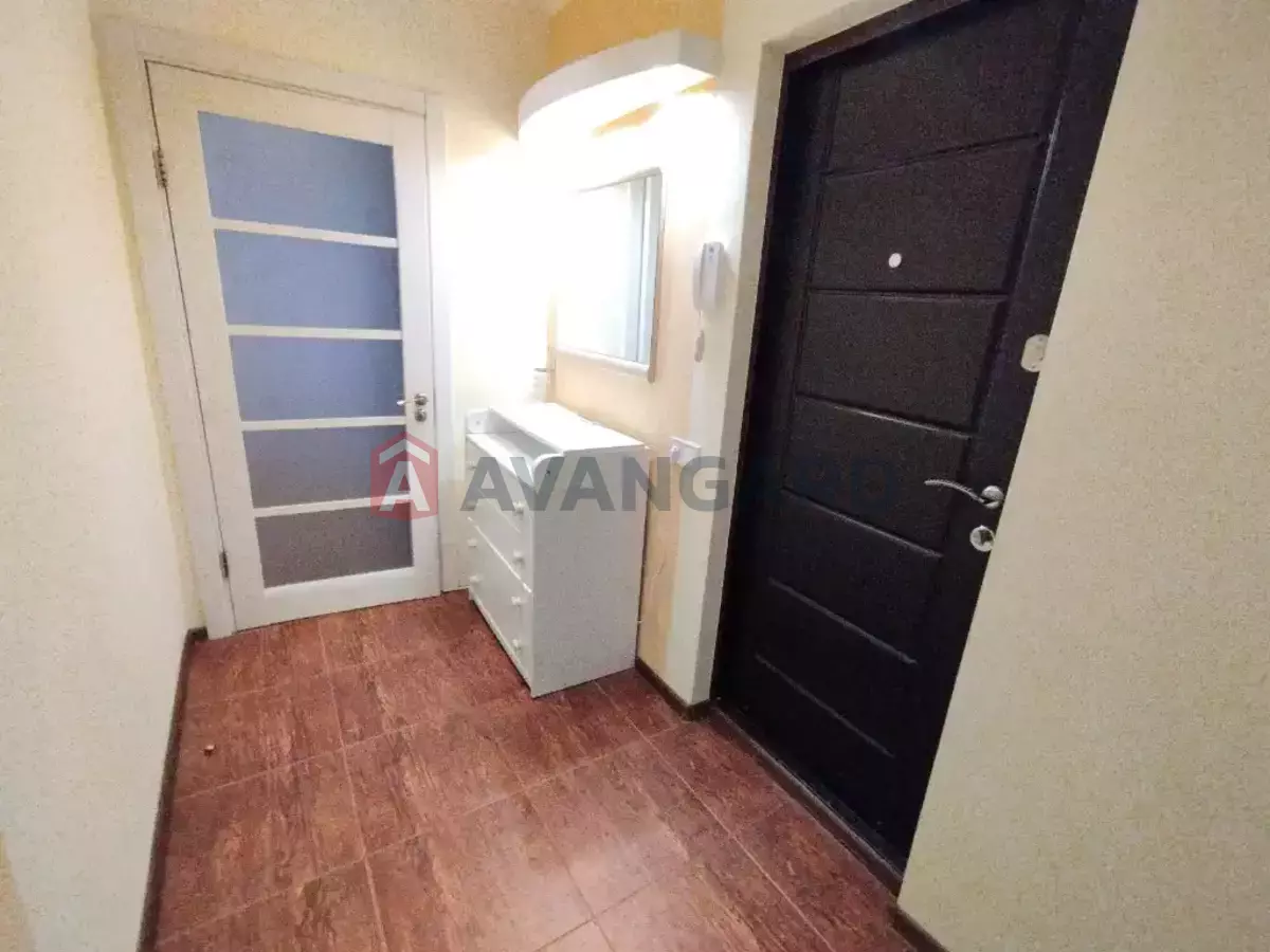 2 ��. ��������, 53/33/8 ��. �., 9/9 ������ ���� 11