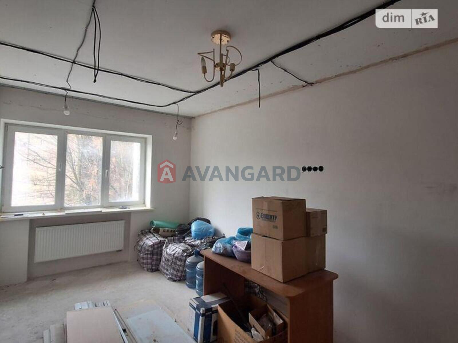 3 ��. ��������, 64/45/8 ��. �., 5/5 ������ ���� 10