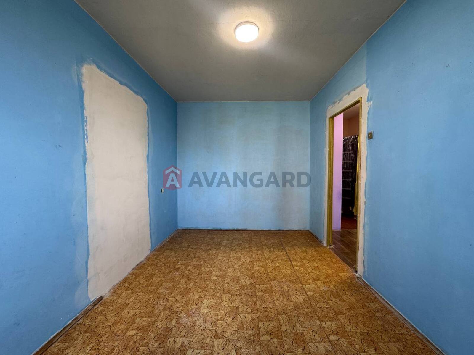 2 ��. ��������, 49/17/6 ��. �., 6/9 ������ ���� 1