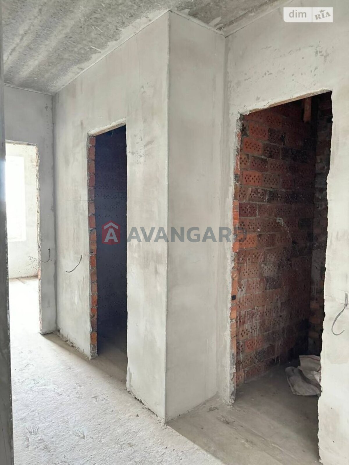 2 ��. ��������, 68/-/13 ��. �., 9/10 ������ ���� 9