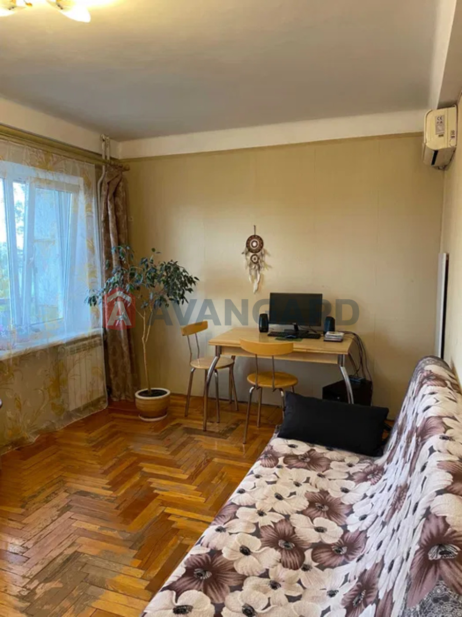 2 ��. ��������, 51/-/7 ��. �., 5/9 ������ ���� 1