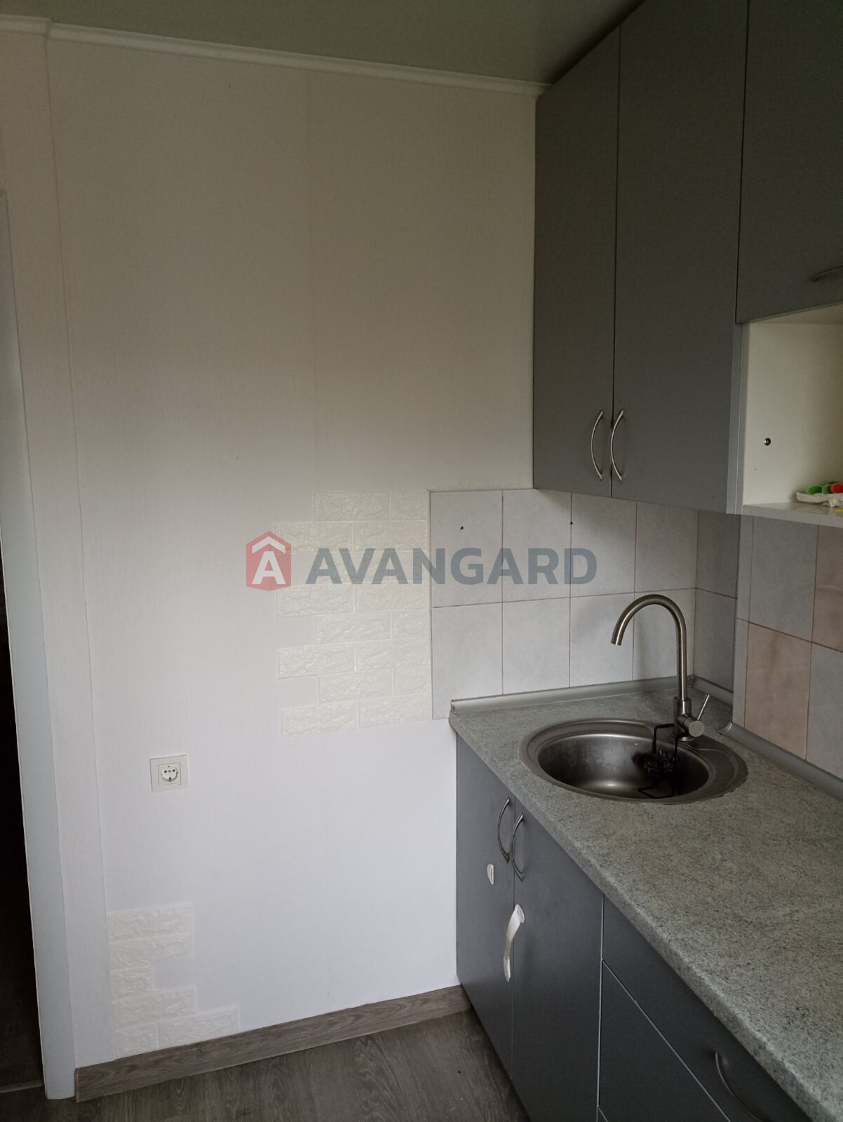 2 ����. ��������, 49/-/5.9 ��. �., 2/9 ���� ���� 17