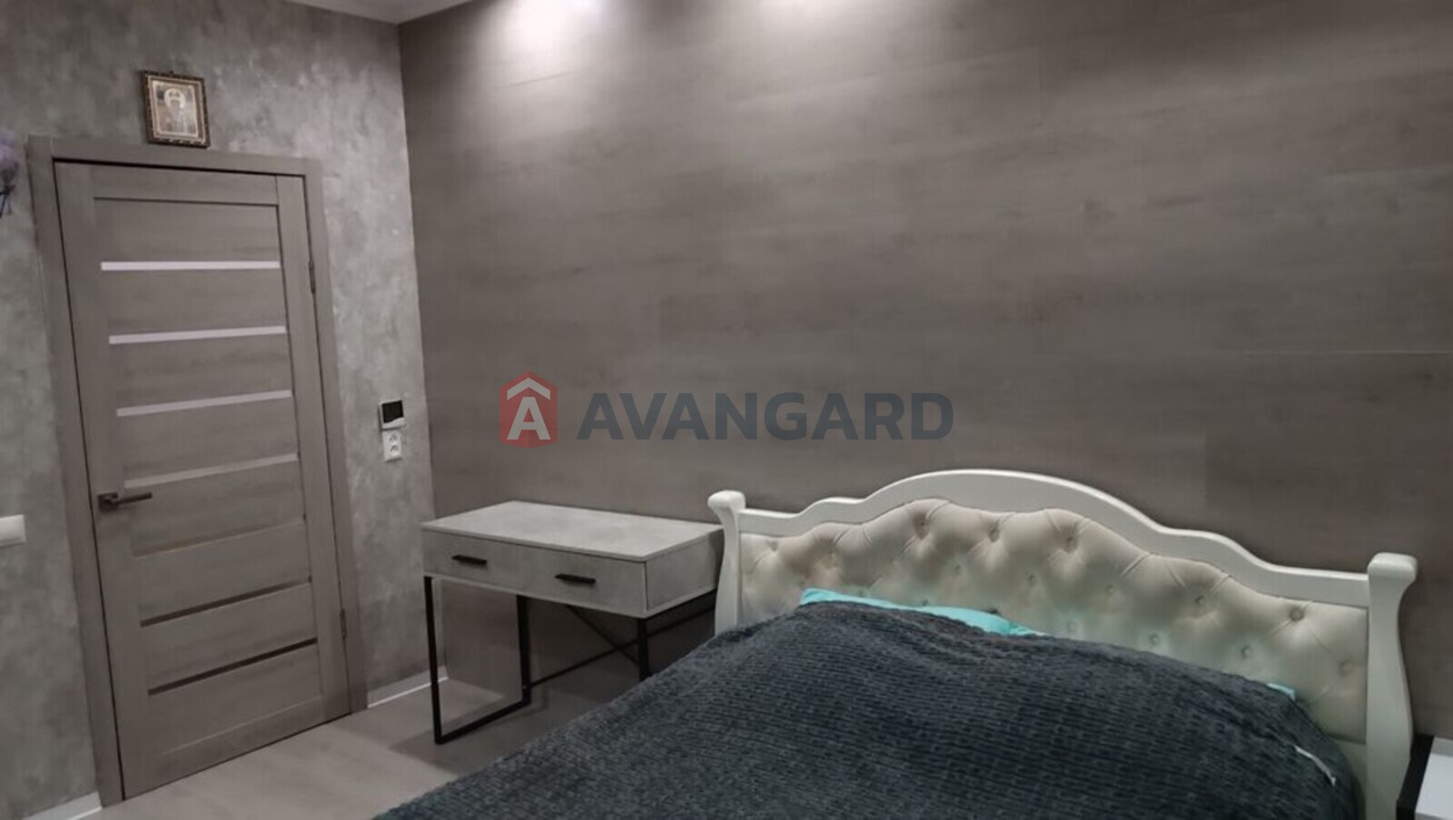 2 ��. ��������, 40/-/6 ��. �., 2/2 ������ ���� 4