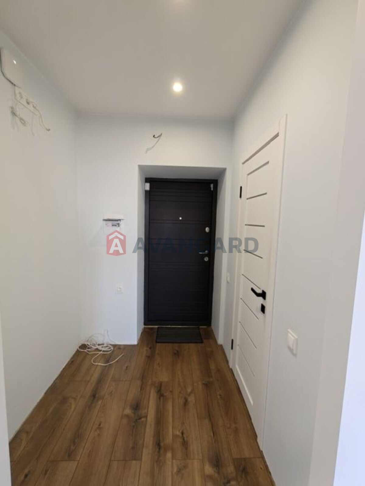 1 ��. ��������, 43/-/19 ��. �., 10/12 ������ ���� 5