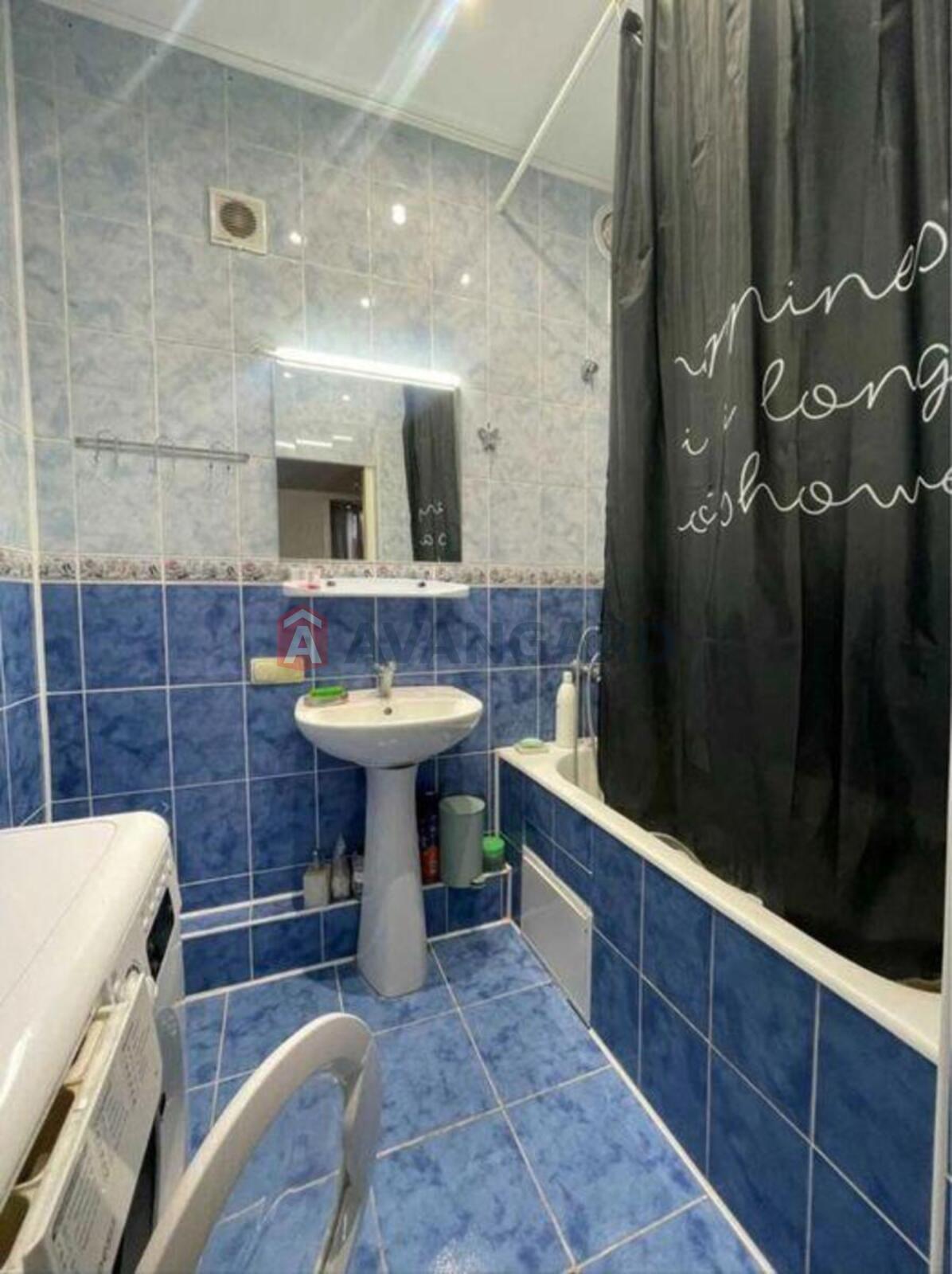 2 ��. ��������, 50/-/8 ��. �., 2/2 ������ ���� 8