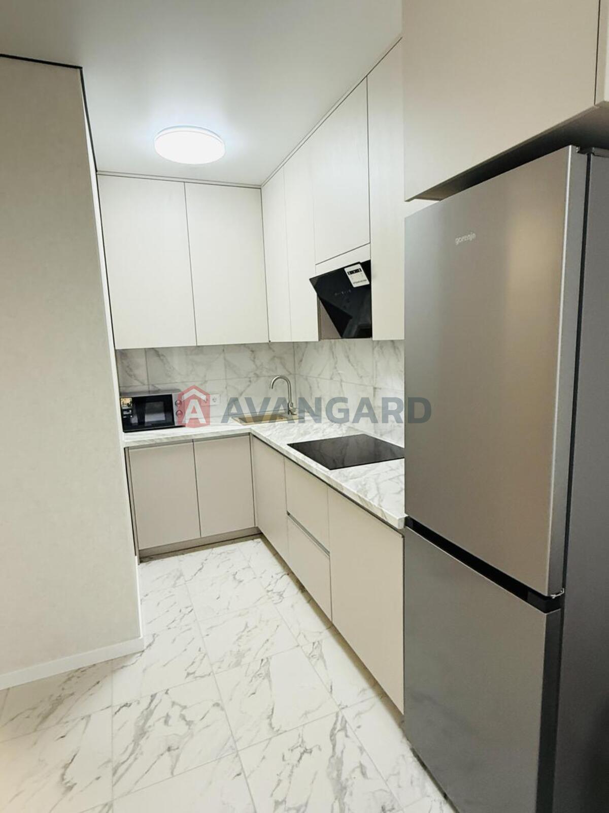 1 ��. ��������, 35/12/14 ��. �., 2/4 ������ ���� 1