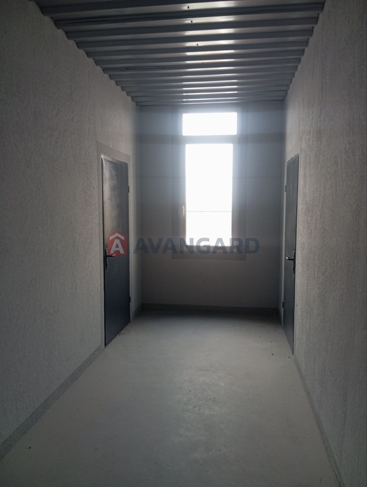 2 ����. ��������, 50/-/8 ��. �., 4/4 ���� ���� 9